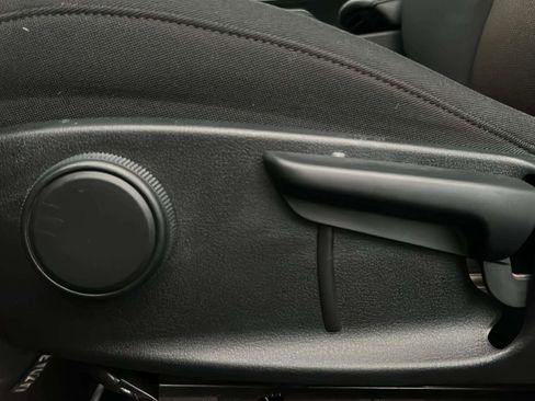 Used 2021 MAZDA MAZDA3 s image 44