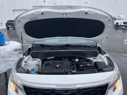 Used 2023 Kia Seltos EX image 23