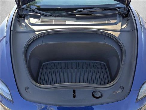 Used 2024 Tesla Model 3 image 25