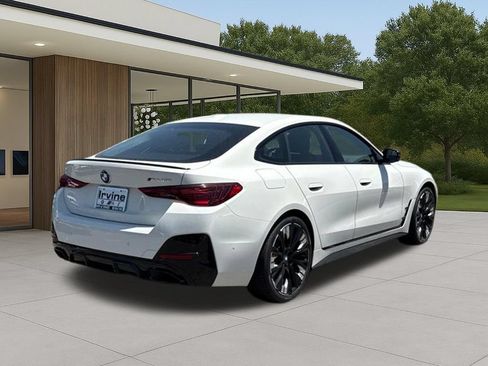 New 2026 BMW M440i w/ Premium Package RWD image 8