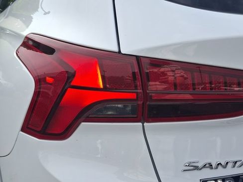 Used 2023 Hyundai Santa Fe SEL w/ Premium Package AWD/4WD image 10