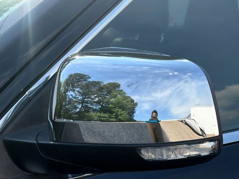 Used 2013 Jeep Grand Cherokee Limited image 12