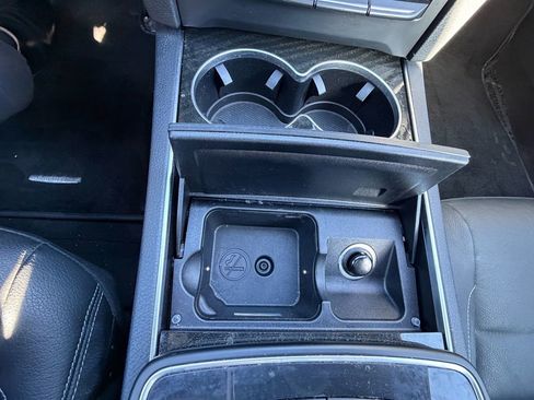 Used 2015 Mercedes-Benz E 400 4MATIC Coupe image 21