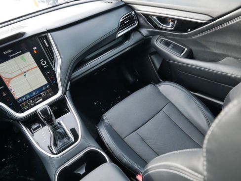 Certified 2024 Subaru Outback Limited image 11