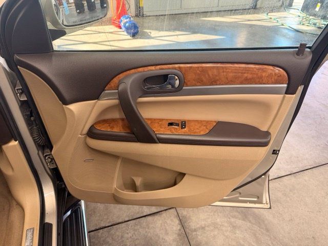Used 2011 Buick Enclave CXL w/ Trailering Provision Package AWD/4WD image 26