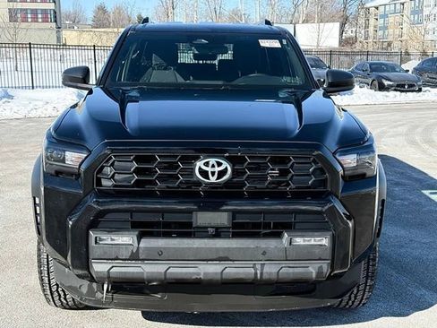 Used 2025 Toyota 4Runner TRD Sport Premium image 2