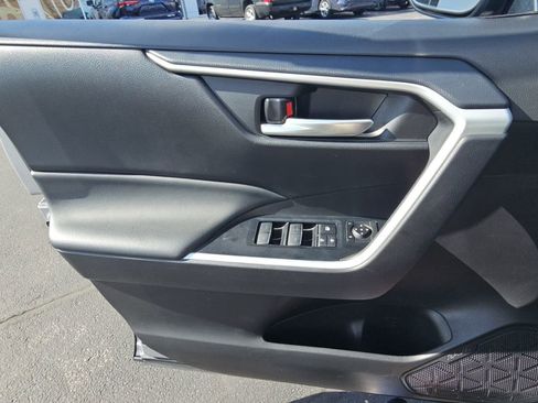 Certified 2025 Toyota RAV4 XLE AWD/4WD image 23