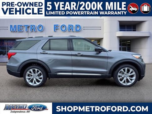 Used 2022 Ford Explorer Platinum w/ Equipment Group 601A image 2