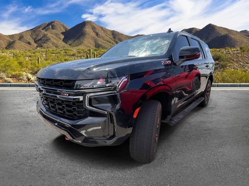 Used 2022 Chevrolet Tahoe Z71 w/ Luxury Package AWD/4WD image 15
