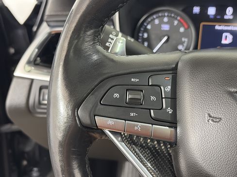 Used 2023 Cadillac XT6 Sport w/ Technology Package AWD/4WD image 33