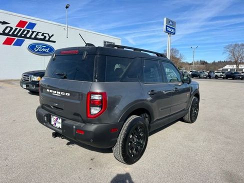 Used 2025 Ford Bronco Sport Badlands image 5