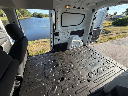 Used 2017 RAM ProMaster City Tradesman w/ Rear Back-up Camera Group FWD image 15
