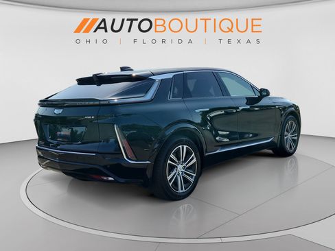 Used 2024 Cadillac Lyriq Luxury RWD image 5