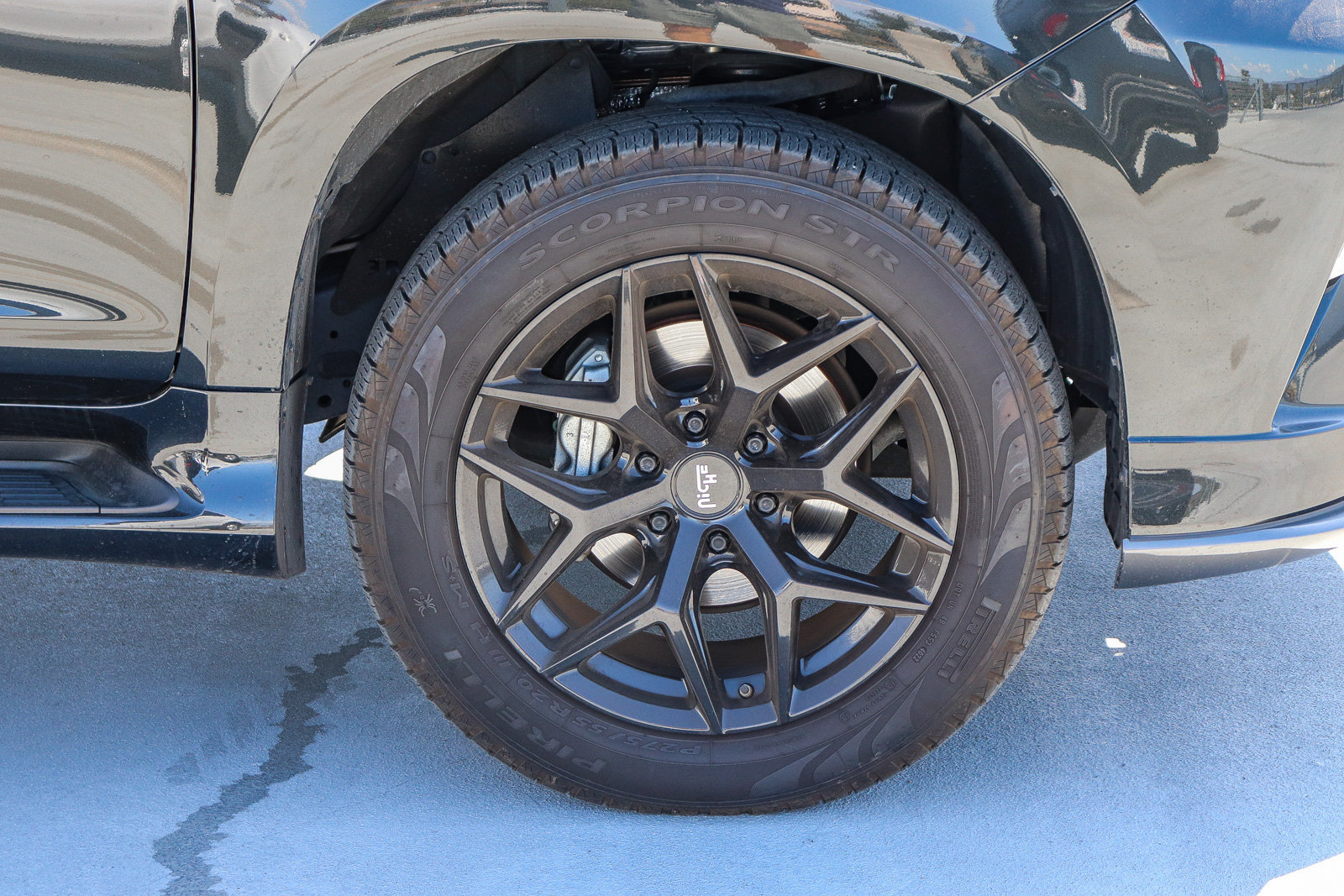 Used 2023 Lexus GX 460 Premium AWD/4WD image 9