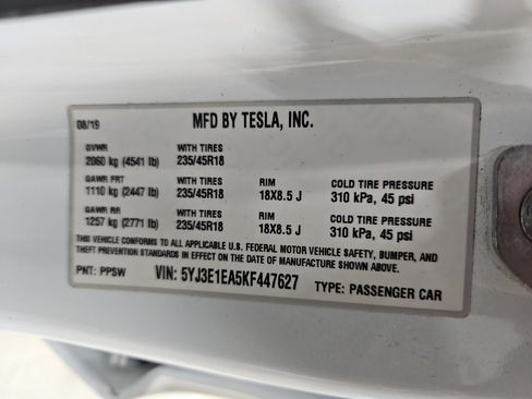 Used 2019 Tesla Model 3 Standard Range Plus RWD image 24