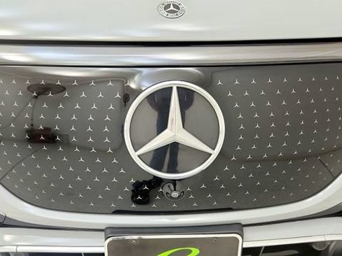 Used 2023 Mercedes-Benz EQE 350+ 4MATIC SUV w/ AMG Line Exterior Package image 23
