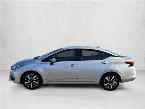 Used 2024 Nissan Versa SV FWD image 9