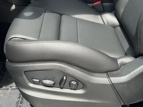 New 2026 Porsche Cayenne AWD/4WD image 25