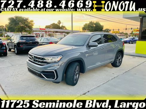 Used 2021 Volkswagen Atlas Cross Sport SE FWD image 3