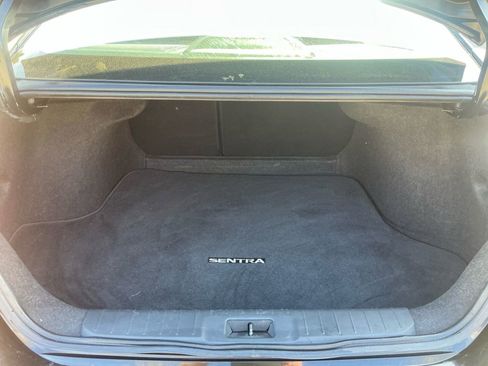 Used 2024 Nissan Sentra SV image 17