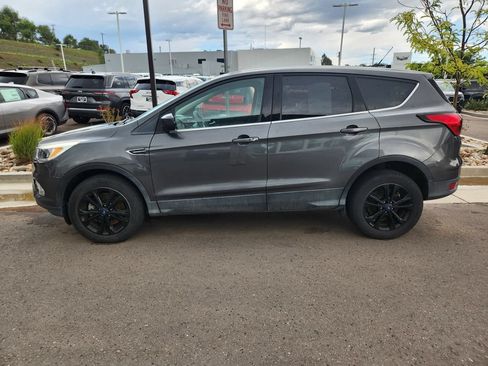 Used 2019 Ford Escape SE AWD/4WD image 6