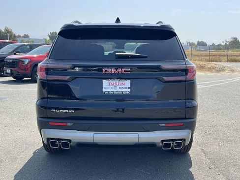 New 2025 GMC Acadia Elevation image 4