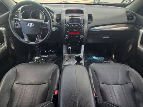 Used 2013 Kia Sorento EX w/ EX V6 Premium Pkg AWD/4WD image 11