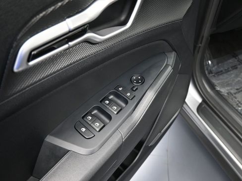 Used 2024 Kia Sportage LX image 13