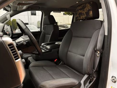 Used 2018 Chevrolet Silverado 1500 LT w/ Texas Edition image 25