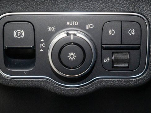 New 2026 Mercedes-Benz GLA 250 image 21