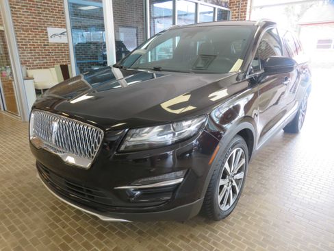 Used 2019 Lincoln MKC Reserve w/ MKC Climate Package image 1