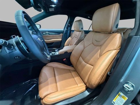 New 2026 Cadillac CT5 V w/ Platinum Package image 2