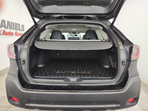 Certified 2025 Subaru Outback Onyx Edition image 34