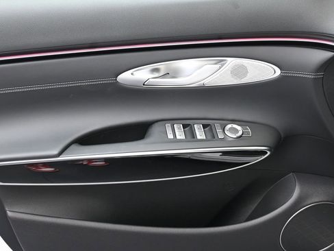 New 2026 Genesis GV70 2.5T image 21