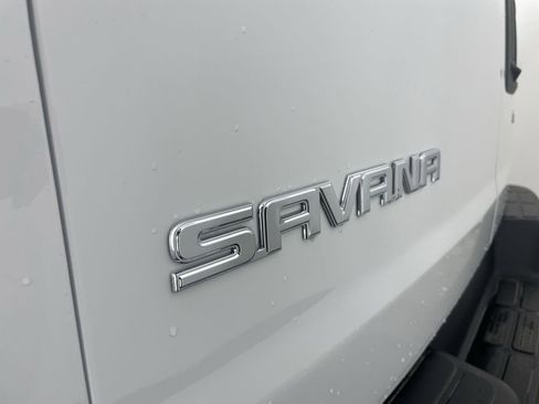 New 2025 GMC Savana 3500 Extended w/ Driver Convenience Package image 28