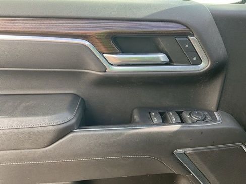 Used 2022 Chevrolet Silverado 1500 LT image 32