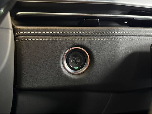 New 2026 Cadillac Escalade ESV Sport AWD/4WD image 27