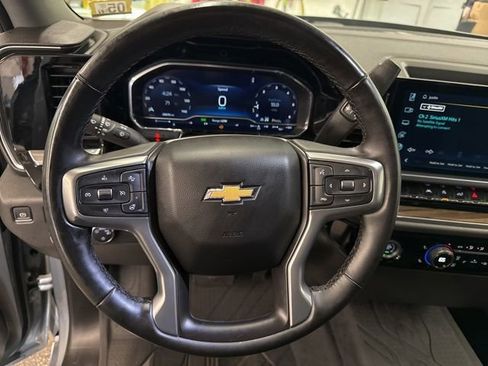 Used 2023 Chevrolet Silverado 1500 LT AWD/4WD image 12