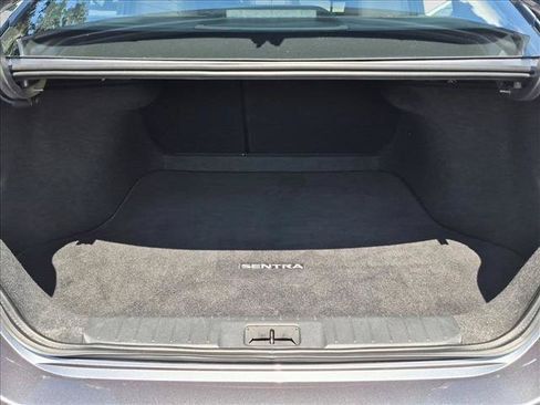 Used 2025 Nissan Sentra SV FWD image 6
