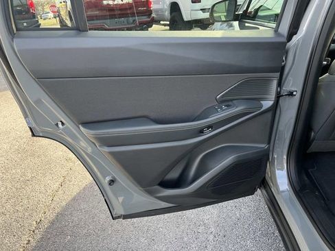 New 2026 Jeep Cherokee Laredo image 17