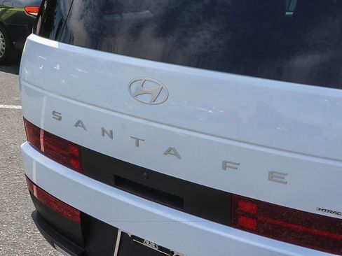 Certified 2026 Hyundai Santa Fe SEL AWD/4WD image 9