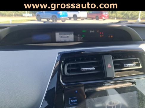 Used 2017 Toyota Prius Two image 5