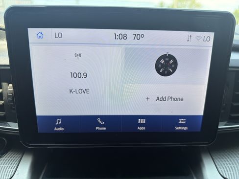Used 2022 Ford Explorer XLT w/ Equipment Group 202A AWD/4WD image 26
