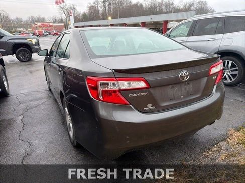 Used 2013 Toyota Camry SE image 5