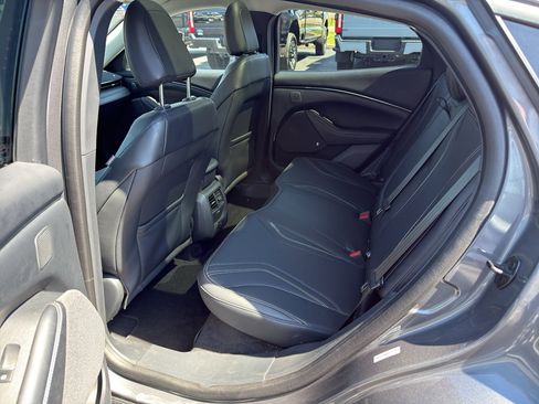 Used 2021 Ford Mustang Mach-E Premium image 22