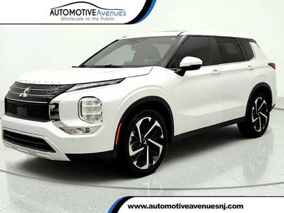 Used 2024 Mitsubishi Outlander SE Black Edition