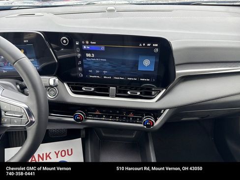 New 2026 Chevrolet Equinox LT w/ Convenience Package II image 17