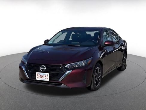 Used 2025 Nissan Sentra SV image 7