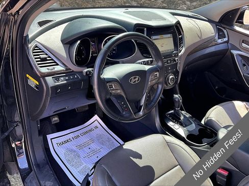 Used 2017 Hyundai Santa Fe Sport FWD image 11