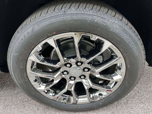 New 2026 GMC Yukon XL Denali AWD/4WD image 11